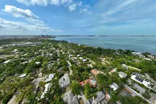 2403 Hickory Ave, Sarasota, FL 34234 - Photo 10