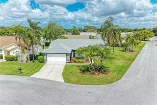 6008 Promenade Ct, Bradenton, FL 34203 - Photo 2