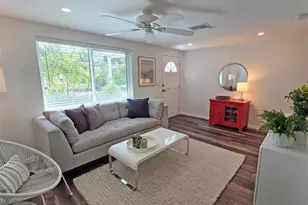 3419 Chapel Dr, Sarasota, FL 34234 - Photo 6