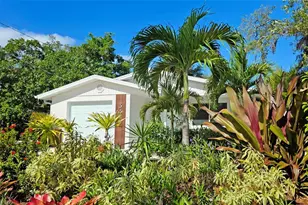 3419 Chapel Dr, Sarasota, FL 34234 - Photo 2