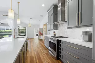 8412 Misty Morning Ct, Lakewood Ranch, FL 34202 - Photo 4