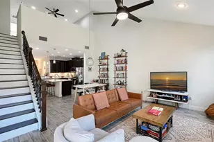 3693 Divot Ln, Sarasota, FL 34232 - Photo 4