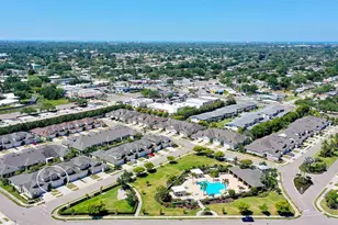 3693 Divot Ln, Sarasota, FL 34232 - Photo 36