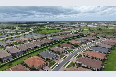 10089 Morning Mist Ln Lane, Sarasota, FL 34241 - Photo 44