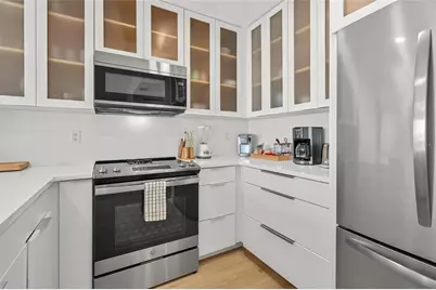 711 Beach Road #408, Sarasota, FL 34242 - Photo 8