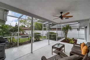 5219 Inverness Dr, Sarasota, FL 34243 - Photo 16