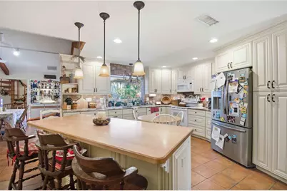 3951 Country View Drive, Sarasota, FL 34233 - Photo 8