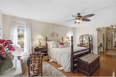 3951 Country View Drive, Sarasota, FL 34233 - Photo 10