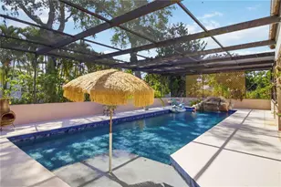 3951 Country View Dr, Sarasota, FL 34233 - Photo 20