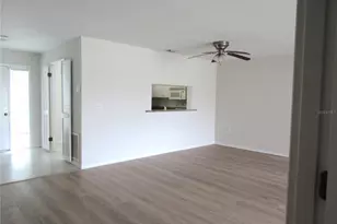 3010 Ringwood Meadow, Sarasota, FL 34235 - Photo 12
