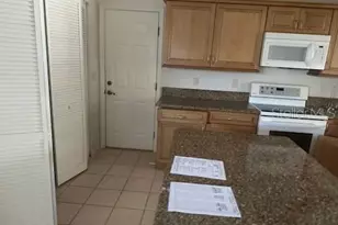 2416 Waterford Ct, Palmetto, FL 34221 - Photo 8