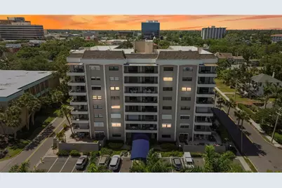 1400 Barcarrota Boulevard #201, Bradenton, FL 34205 - Photo 34