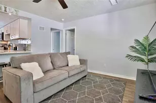 3113 McIntosh Rd, Sarasota, FL 34232 - Photo 6