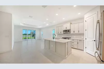 17682 Sylvester Drive, Venice, FL 34293 - Photo 4