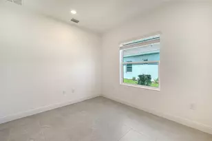 17682 Sylvester Dr, Venice, FL 34293 - Photo 22