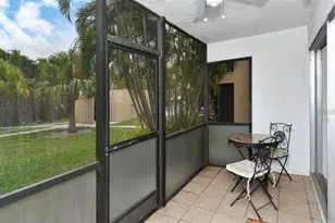 2946 Clark Rd, Sarasota, FL 34231 - Photo 10