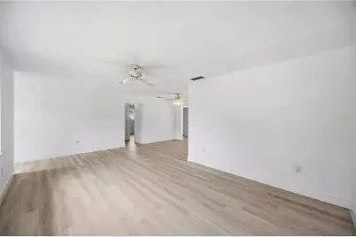 2501 Cass Street, Sarasota, FL 34231 - Photo 8