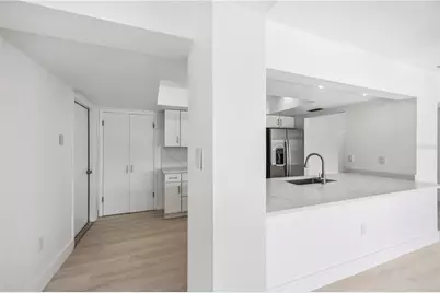 2501 Cass Street, Sarasota, FL 34231 - Photo 18