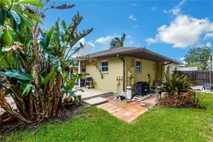 251 Plantation Rd, Venice, FL 34293 - Photo 18