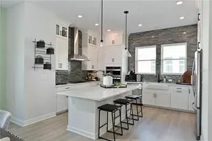 2451 Mangum Ct, Sarasota, FL 34237 - Photo 22