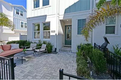 2451 Mangum Court, Sarasota, FL 34237 - Photo 2