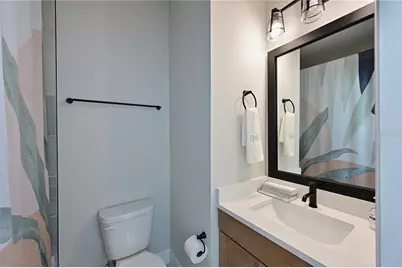 2451 Mangum Court, Sarasota, FL 34237 - Photo 36