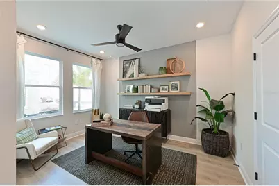 2451 Mangum Court, Sarasota, FL 34237 - Photo 4