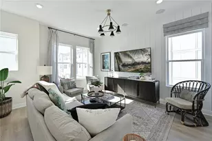 2451 Mangum Ct, Sarasota, FL 34237 - Photo 12