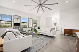 5351 Moeller Ave, Sarasota, FL 34233 - Photo 8