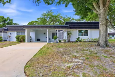 1333 Glen Oaks Drive E #135, Sarasota, FL 34232 - Photo 1