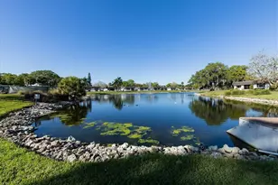 1333 Glen Oaks Dr E, Sarasota, FL 34232 - Photo 38