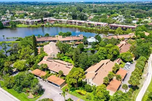 5369 Lake Arrowhead Trail, Sarasota, FL 34231 - Photo 4