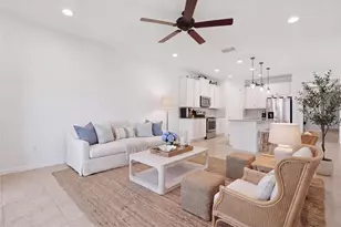 11929 Tapestry Ln, Venice, FL 34293 - Photo 12