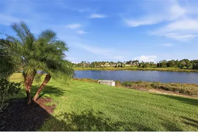 11929 Tapestry Ln, Venice, FL 34293 - Photo 4