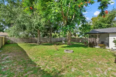 816 Queen Palm Lane, Sarasota, FL 34243 - Photo 34