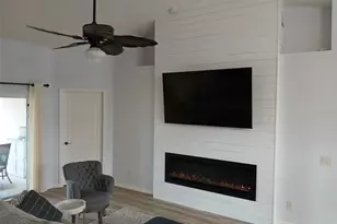 947 Seneca Rd, Venice, FL 34293 - Photo 4