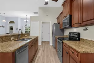 947 Seneca Rd, Venice, FL 34293 - Photo 10
