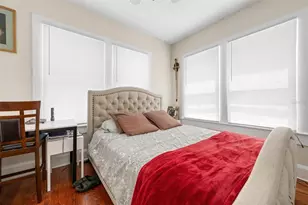 325 Ohio Pl, Sarasota, FL 34236 - Photo 6