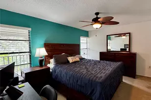 3031 Quail Hollow, Sarasota, FL 34235 - Photo 14