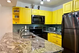 3031 Quail Hollow, Sarasota, FL 34235 - Photo 10