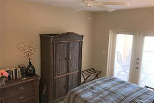 808 3rd Ave W, Bradenton, FL 34205 - Photo 10