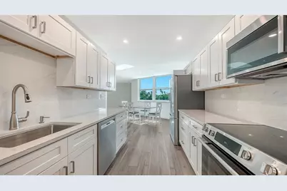 1000 Longboat Club Road #304, Longboat Key, FL 34228 - Photo 20