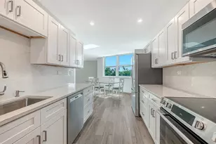 1000 Longboat Club Rd, Longboat Key, FL 34228 - Photo 20