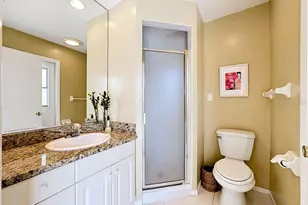 581 Yardarm Ln, Longboat Key, FL 34228 - Photo 18