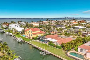 581 Yardarm Ln, Longboat Key, FL 34228 - Photo 30
