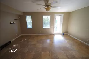 1649 Napoli Dr W, Sarasota, FL 34232 - Photo 10