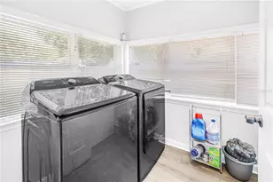 3012 17th St E, Bradenton, FL 34208 - Photo 26