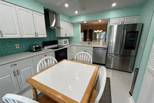 6101 34th Street W, Bradenton, FL 34210 - Photo 4