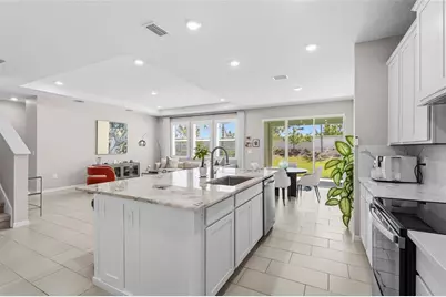 5715 Woodland Sage Drive, Sarasota, FL 34238 - Photo 10