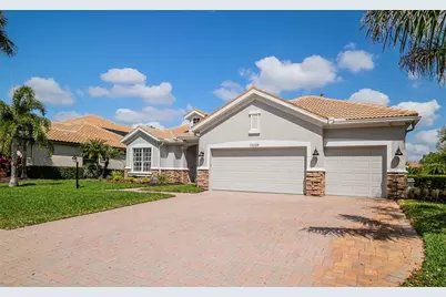 13339 Swallowtail Drive, Lakewood Ranch, FL 34202 - Photo 4